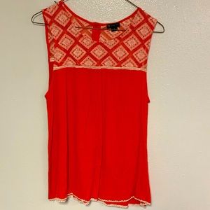 Coral shirt with white pattern